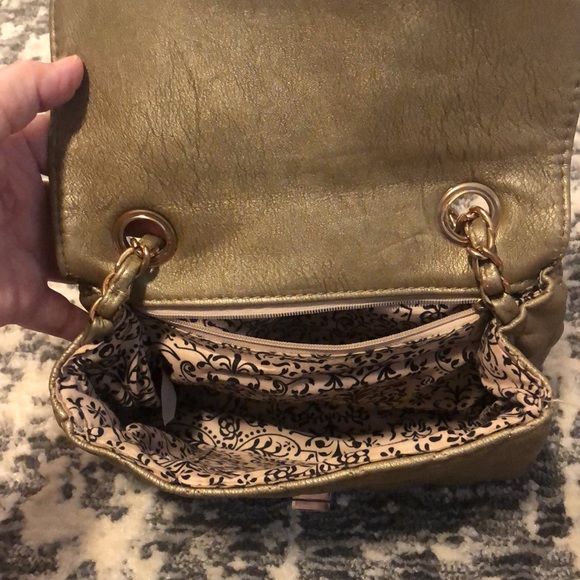 Crossbody/Shoulder Purse,Olive w/Gold Chain Strap - Picture 5 of 6